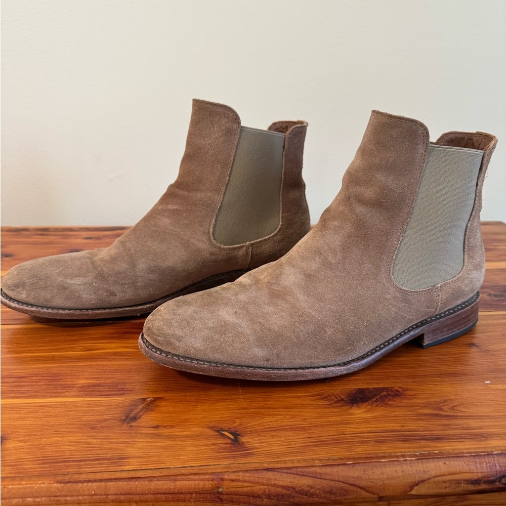 Thursday Boot Company - Cavalier Suede Chelsea 
in Sandstone